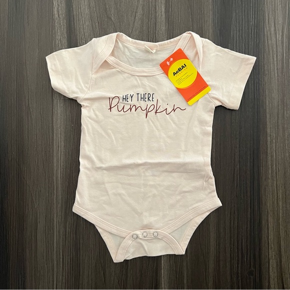 Amazon Baby Girl Fall Pumpkin Outfit Tan / White Size 6 Months NWT - Picture 4 of 6